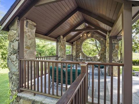 72 Dover Rd, Wellesley, MA 02482 photo 6