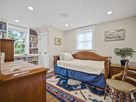 72 Dover Rd, Wellesley, MA 02482 photo 23