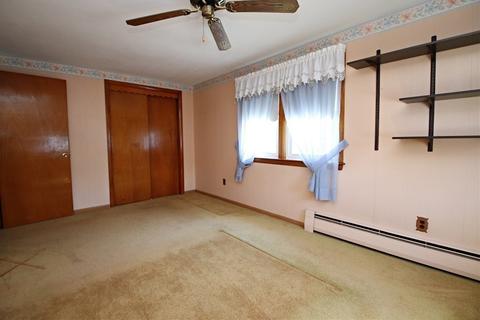 23 School St, Saugus, MA 01906 photo 12