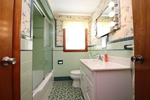 23 School St, Saugus, MA 01906 photo 15