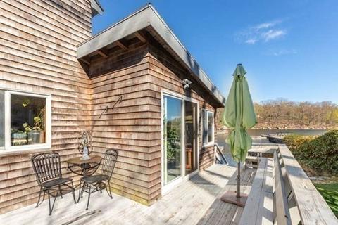 63 Leonard St, Gloucester, MA 01930 photo 14