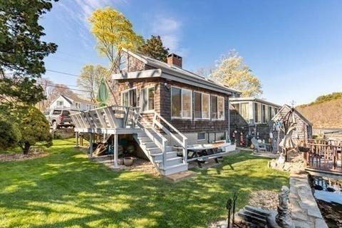 63 Leonard St, Gloucester, MA 01930 photo 11