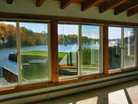 63 Leonard St, Gloucester, MA 01930 photo 5