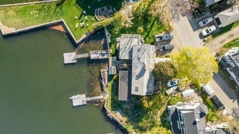 63 Leonard St, Gloucester, MA 01930 photo 3
