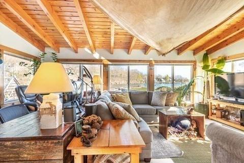 63 Leonard St, Gloucester, MA 01930 photo 18