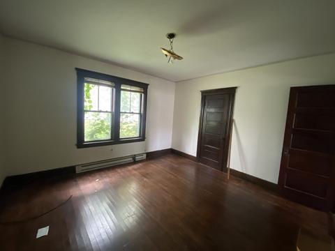 7 E Kendall St, Worcester, MA 01605 photo 3