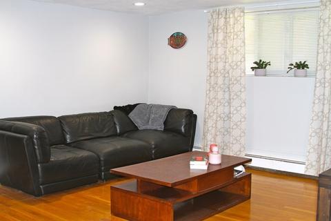 32 Westgate Rd #2, Chestnut Hill, MA 02467 photo 3