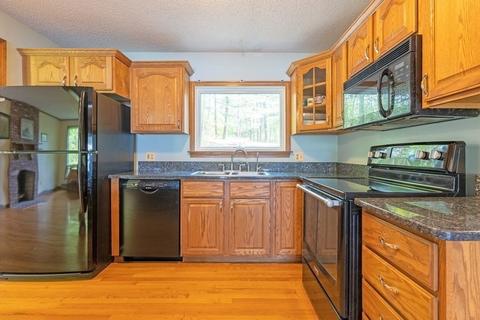 73 Beaver Rd, Ware, MA 01082 photo 11