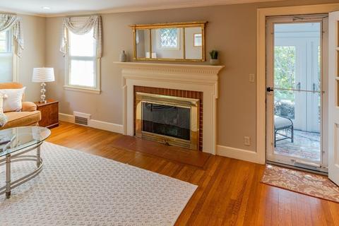 99 Tedesco St, Marblehead, MA 01945 photo 5