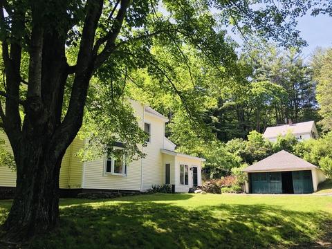4 Wells St, Erving, MA 01344 photo 3