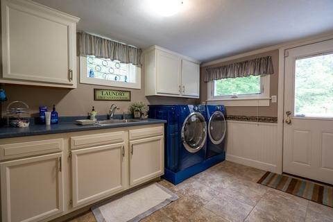 150 Manchester Ter, Springfield, MA 01108 photo 20