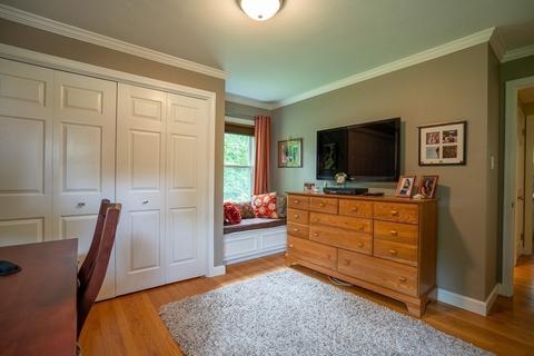150 Manchester Ter, Springfield, MA 01108 photo 16
