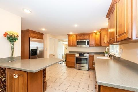 44 Scotland St, Hingham, MA 02043 photo 8