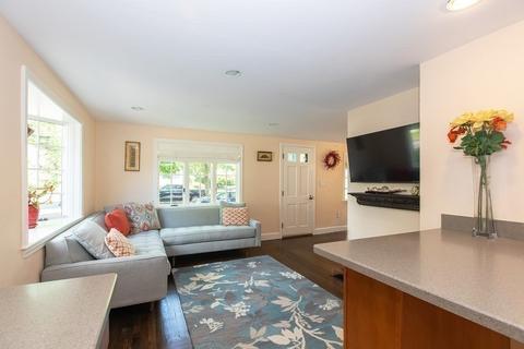 44 Scotland St, Hingham, MA 02043 photo 11