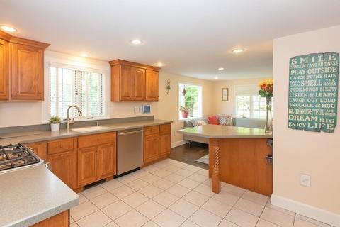44 Scotland St, Hingham, MA 02043 photo 9