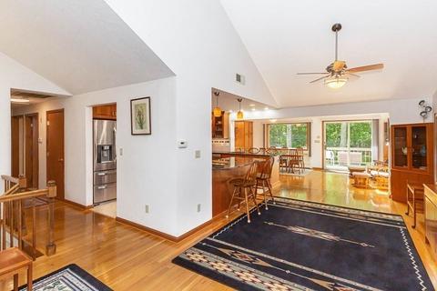 254 Marked Tree Rd, Needham, MA 02492 photo 16