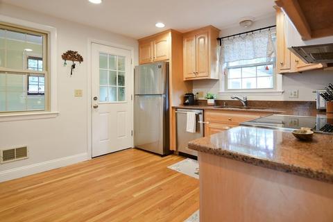 16 Eldon Dr, Franklin, MA 02038 photo 4