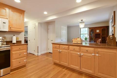 16 Eldon Dr, Franklin, MA 02038 photo 7