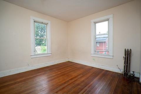 608 Dickinson St, Springfield, MA 01108 photo 25
