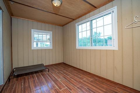 608 Dickinson St, Springfield, MA 01108 photo 18