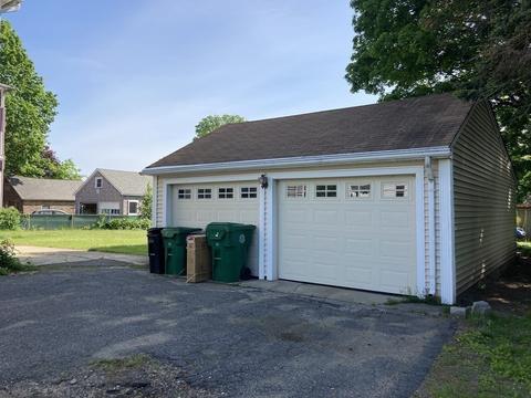 27 Grant St, Chicopee, MA 01013 photo 25