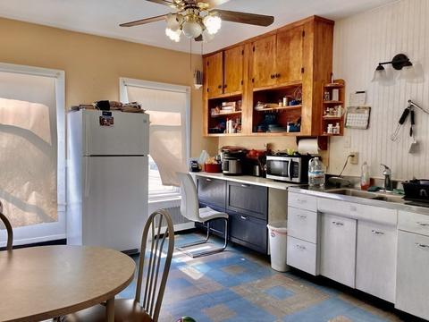 27 Grant St, Chicopee, MA 01013 photo 17