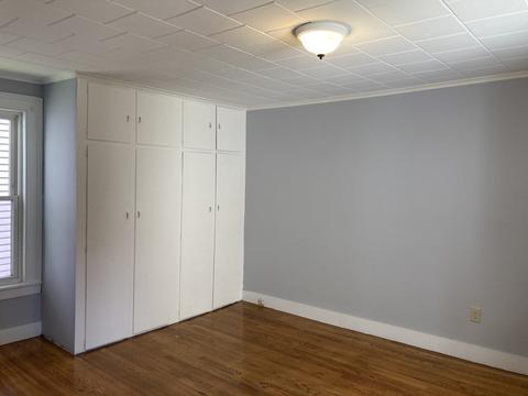 27 Grant St, Chicopee, MA 01013 photo 9