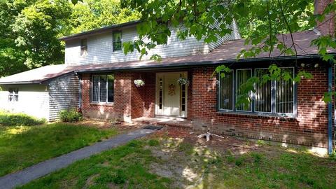 32 Laurel Ln, Raynham, MA 02767 photo 1