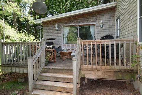 32 Laurel Ln, Raynham, MA 02767 photo 14