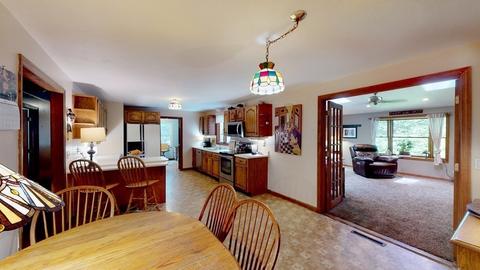 32 Laurel Ln, Raynham, MA 02767 photo 5
