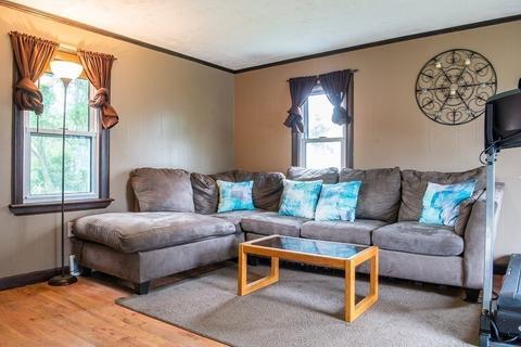 23 Mount Vernon Rd, Chicopee, MA 01013 photo 12