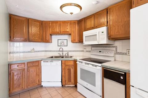 205 Ferry St #409, Everett, MA 02149 photo 11