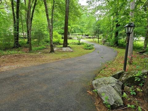 149 Chestnut St, Upton, MA 01568 photo 3