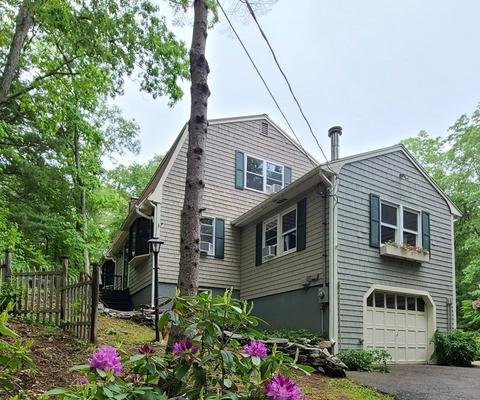 149 Chestnut St, Upton, MA 01568 photo 4