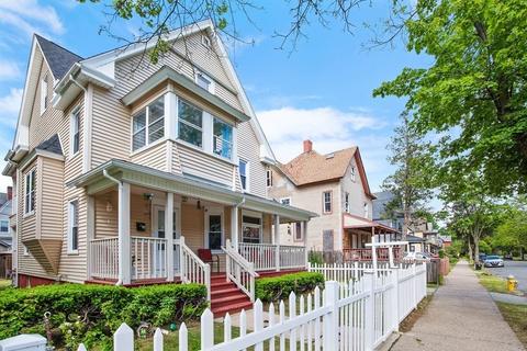 37 Lafayette St, Springfield, MA 01109 photo 2