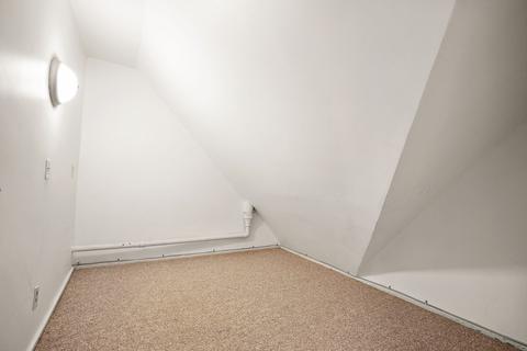 37 Lafayette St, Springfield, MA 01109 photo 30