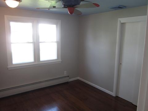 190 Delaney Ave, Chicopee, MA 01013 photo 14