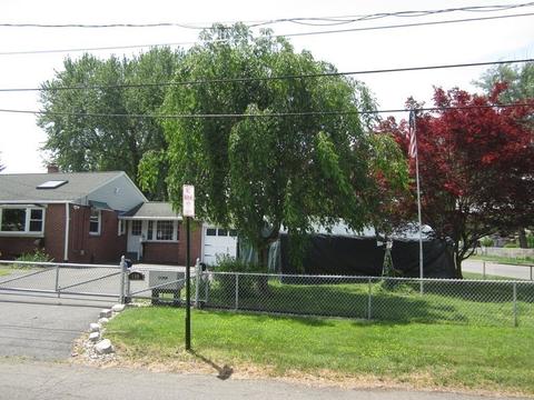 190 Delaney Ave, Chicopee, MA 01013 photo 5