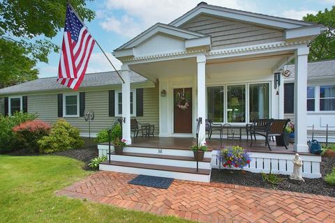 38 Fallon Cir, Braintree, MA 02184 photo 2