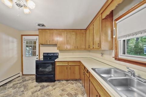 38 Pinebrook Ln, Holden, MA 01522 photo 9