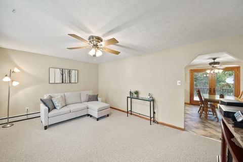 38 Pinebrook Ln, Holden, MA 01522 photo 2