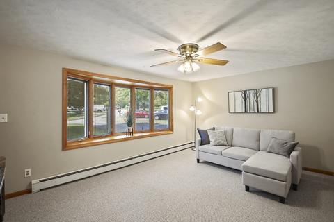 38 Pinebrook Ln, Holden, MA 01522 photo 4