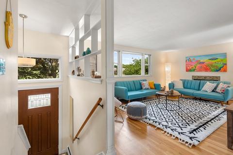 62 Enslin Rd, Needham, MA 02492 photo 4