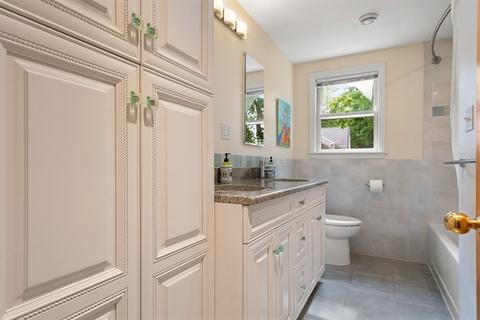 62 Enslin Rd, Needham, MA 02492 photo 16