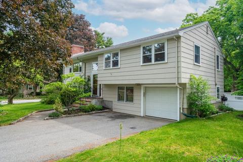 62 Enslin Rd, Needham, MA 02492 photo 1