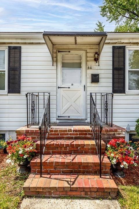54 Coolidge St, Everett, MA 02149 photo 3