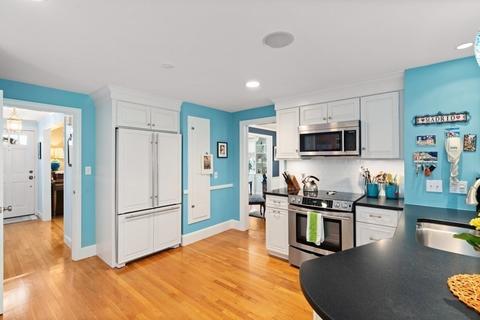 15 Lewis St, Needham, MA 02492 photo 10