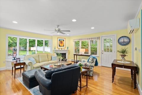 15 Lewis St, Needham, MA 02492 photo 8