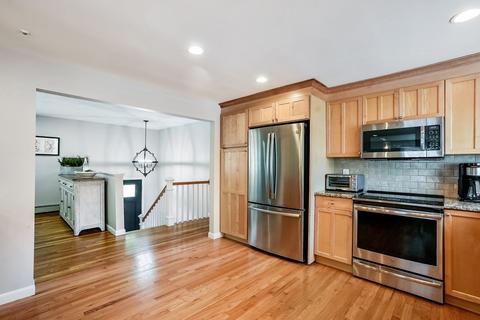 93 Mackintosh Ave, Needham, MA 02492 photo 5