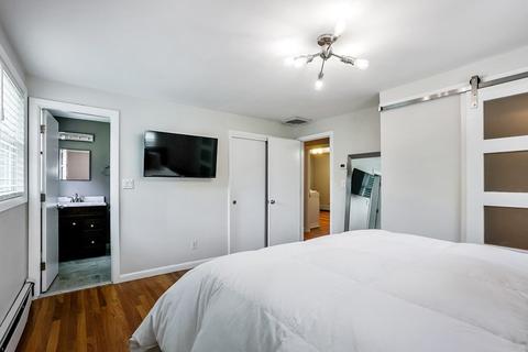 93 Mackintosh Ave, Needham, MA 02492 photo 19